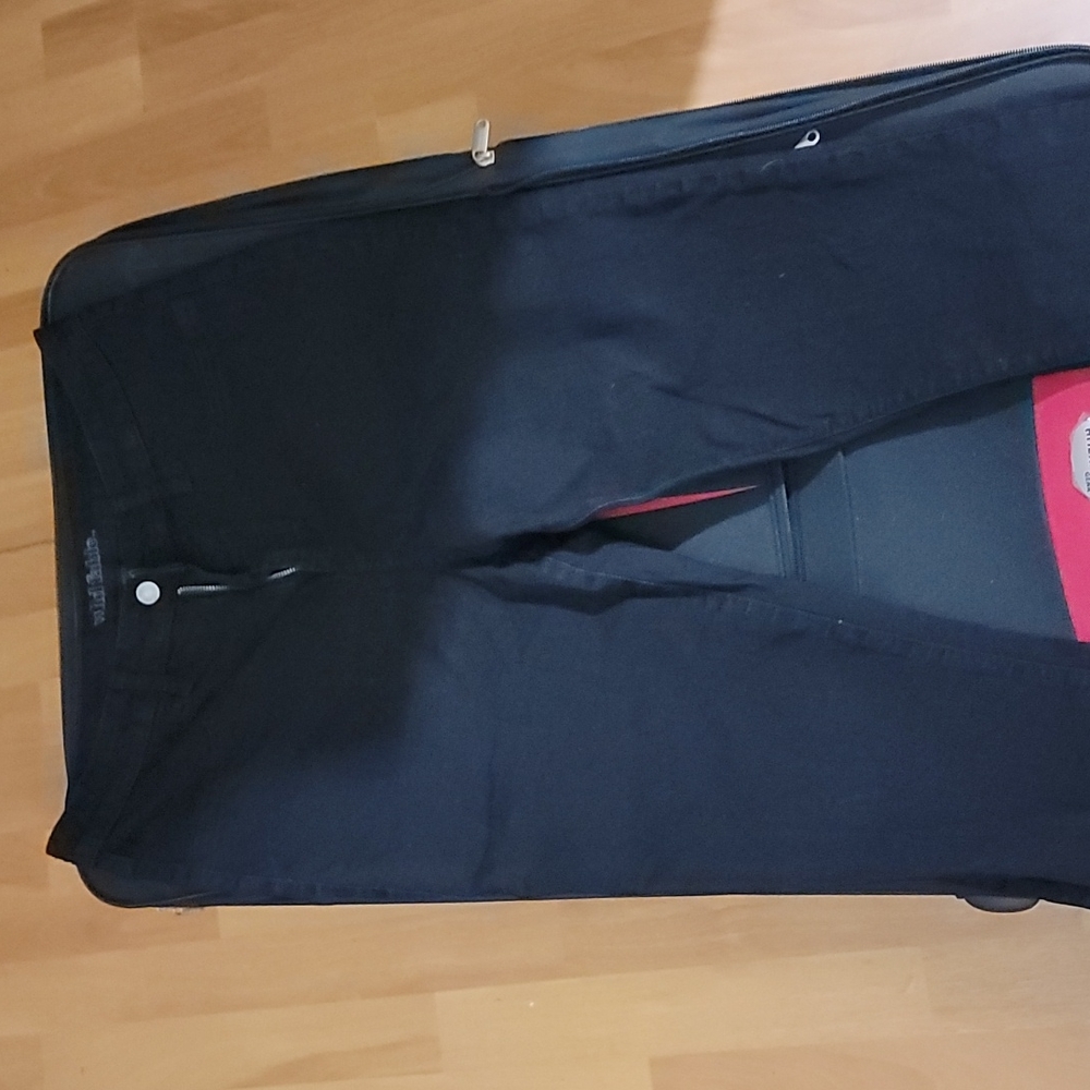 Black Jeans